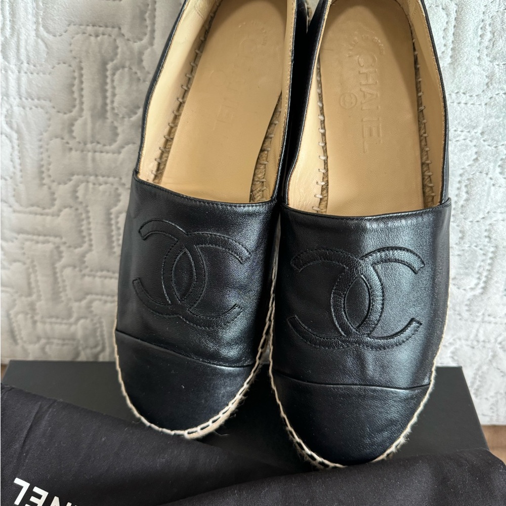CHANEL Black Espadrilles with Leather Upper and Slip-On Design